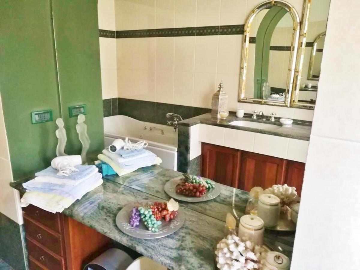 Yellow House Apartment ตูริน ภายนอก รูปภาพ